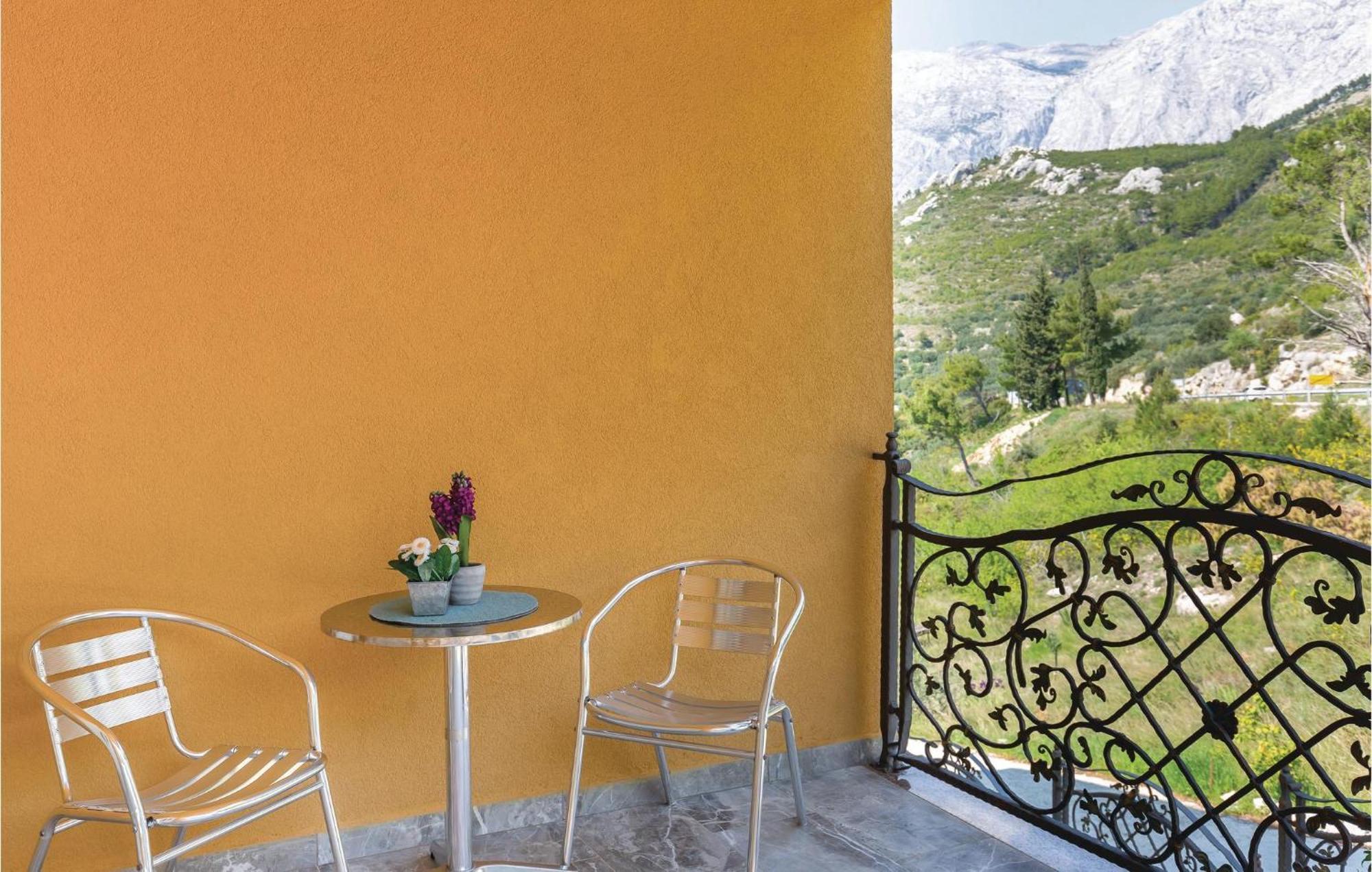 Nice Studio In Krvavica With Kitchen المظهر الخارجي الصورة